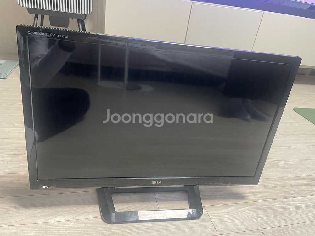 LG 27인치 LED TV DM2752D 모델입니다--1