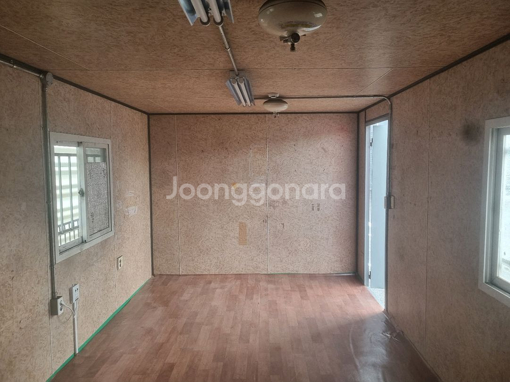 중고컨테이너 3-6 전기온돌판넬 노출--2
