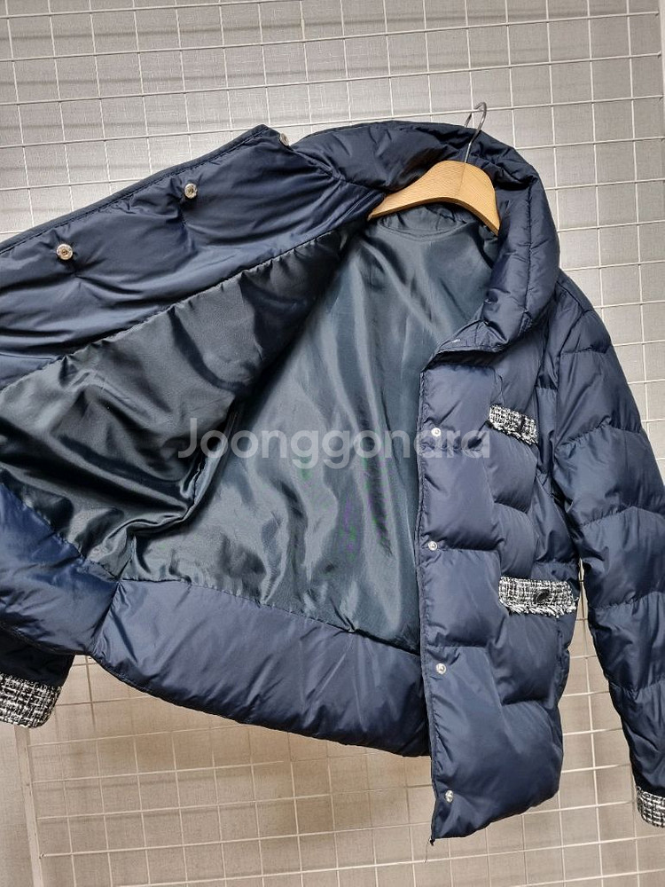 (택포) BCBG 구스 경량패딩 (새상품급)--2