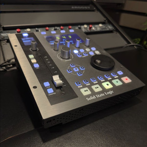 SSL UF1 컨트롤러