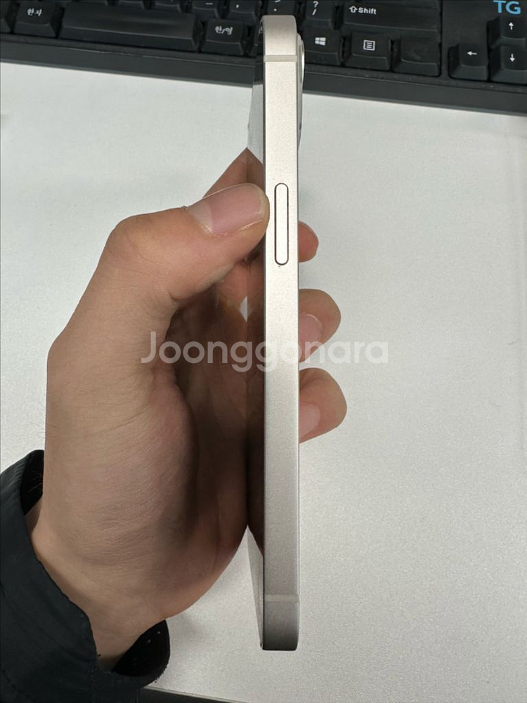 아이폰13 512GB 화이트 중고폰 공기계--4