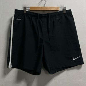 34-35 나이키 드라이핏 기능성 밴딩 반바지
