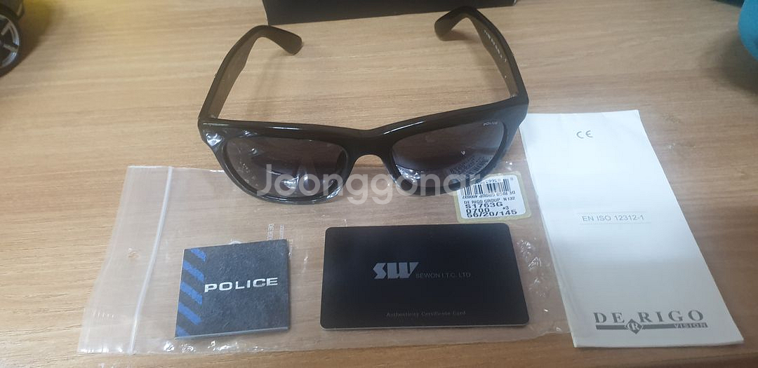 POLICE S1763G 선글라스 판매합니다.--1