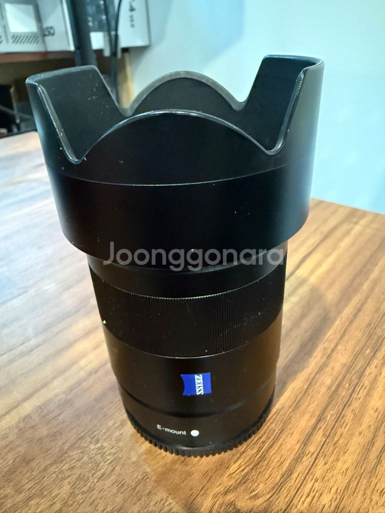 소니 칼자이스 24mm F1.8 ZA--1