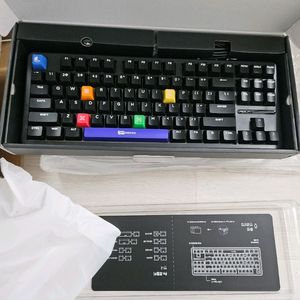 넥슨 30주년 한정판 독거미 F87 PRO 기계식 키보