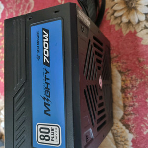 앱코 SUITMASTER Mighty 700W 파워