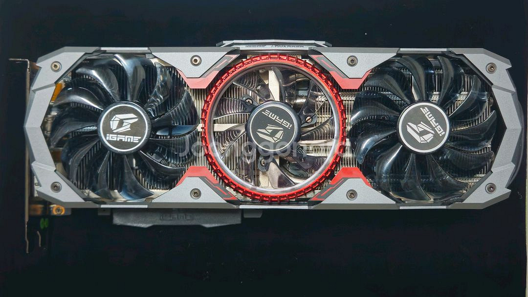 컬러풀 iGame RTX2080 어드밴스드 OC--2