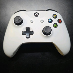 Xbox 무선 컨트롤러