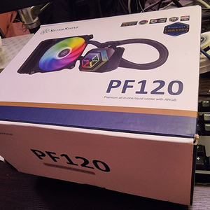 실버스톤 PF120 1열수냉 미개봉 팝니다
