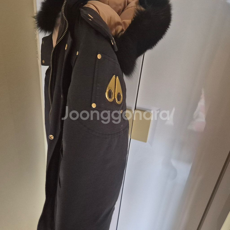 무스너클 금장 라지사이즈패딩--3