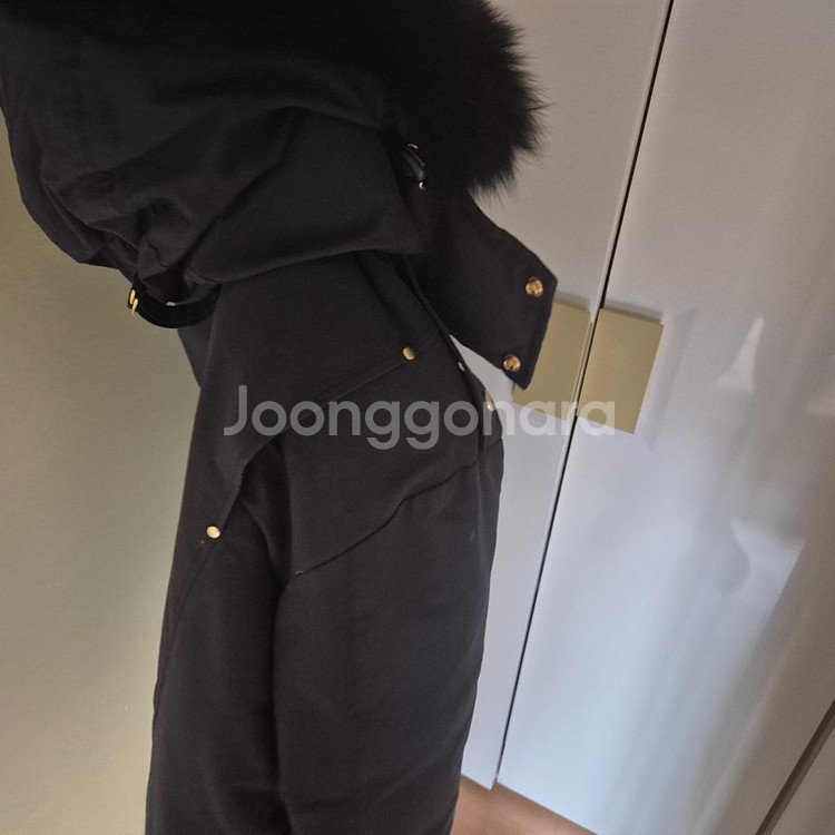무스너클 금장 라지사이즈패딩--2