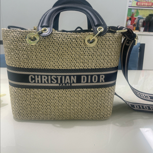 (주말특가)디올 Lady Dior 미디엄 토트백겸크로