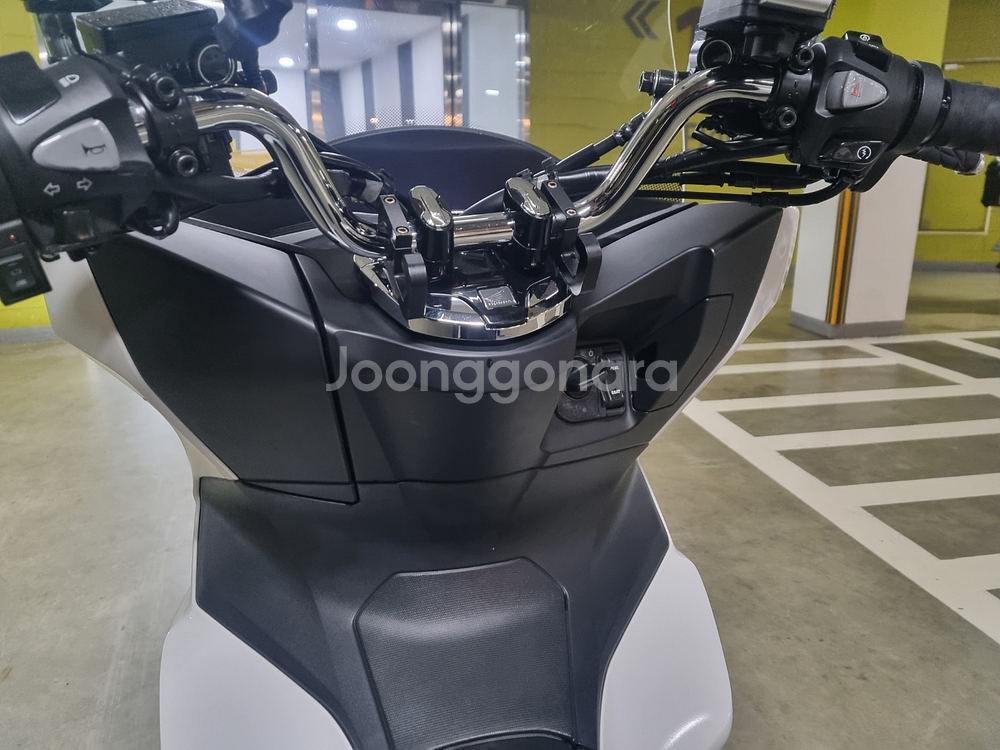 pcx125(ABS)24년식 판매합니다--5