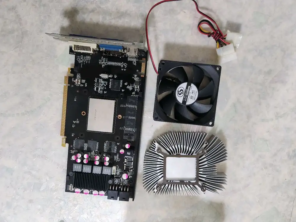 VGA GTX560SE (16) AXLE 이미지
