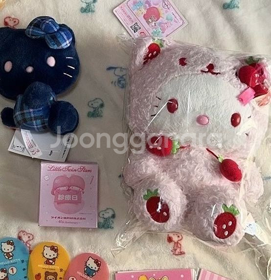 고전 키티 딸기곰 이치고베어 인형--0