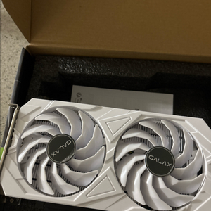 그래픽 카드 RTX3050 6GB