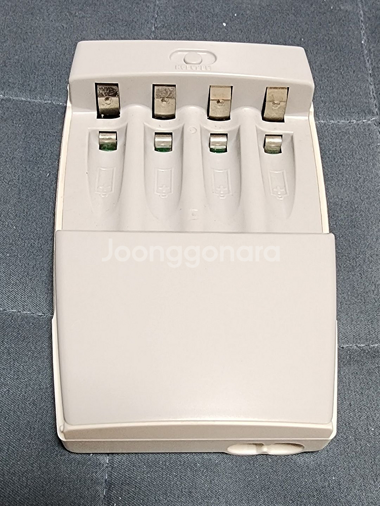 SONY Ni-MH 2A, 3A 배터리 충전기--4