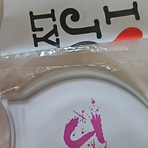 졸린&나이키&곰림픽 수모 세트입니다.