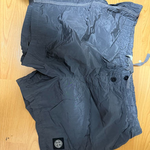 스톤아일랜드 나일론 메탈 반바지 XL