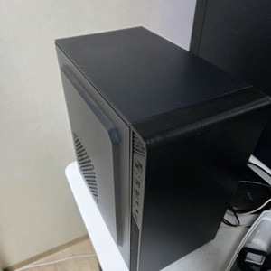 라이젠 5600G 데스크탑 팝니다.