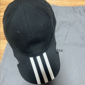 발렌시아가모자 아디다스 콜라보 L