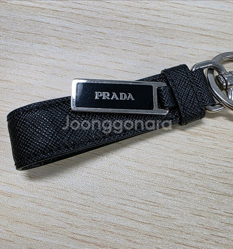프라다 키링 풀박스 보관중ㅣ상태좋음--1
