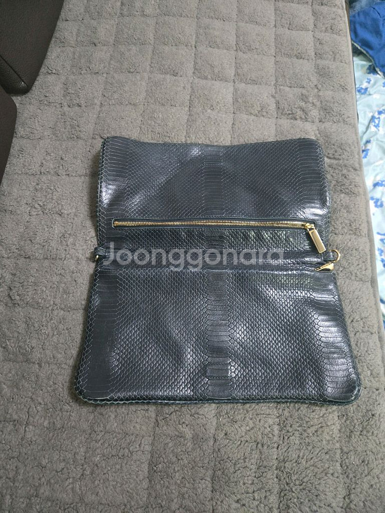 토리버치 클러치백--1