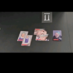 지디 전시회 포카