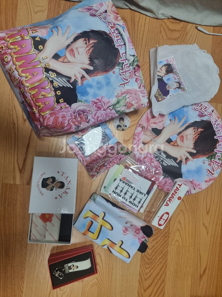 콘서트 팝업 다나카 굿즈 세트로 팝니다--0