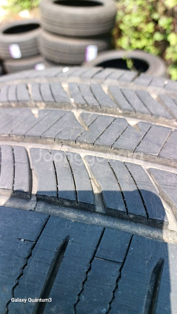 255/60R18 팔켄 중고타이어 A급 2본팝니다--0