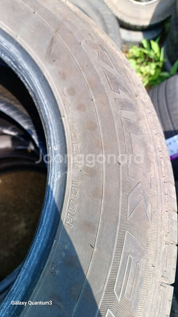 255/60R18 팔켄 중고타이어 A급 2본팝니다--4