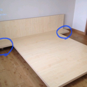 벤스 엘리아 퀸 사이즈 양쪽 날개 협탁 2개