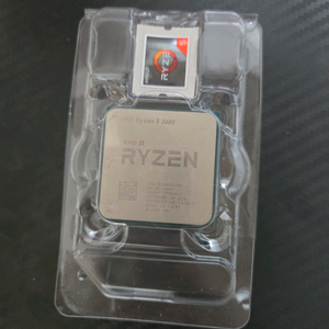 AMD 라이젠5 3600 CPU입니다