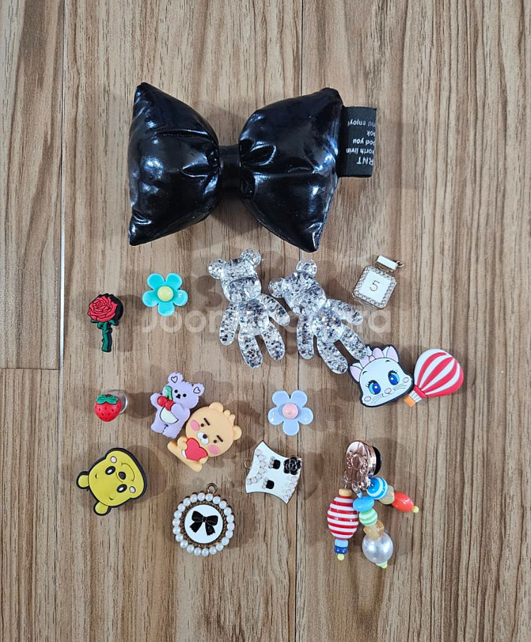 크록스 지비츠 모음--0