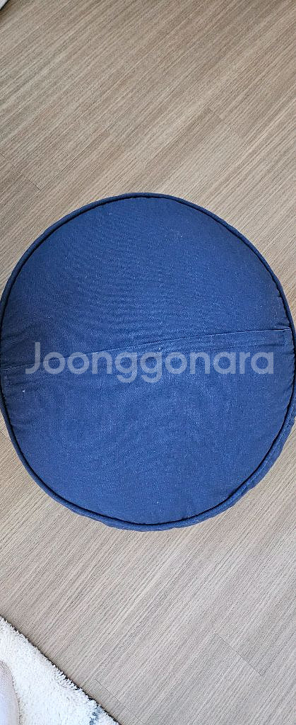 까사미아 헬렌 원형쿠션--3