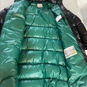 몽클레어 하노베리안 패딩 판매합니다