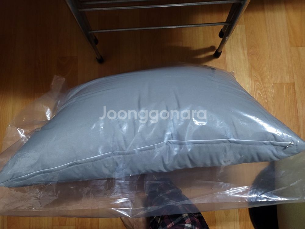 회색 베개 50x70 새상품--0