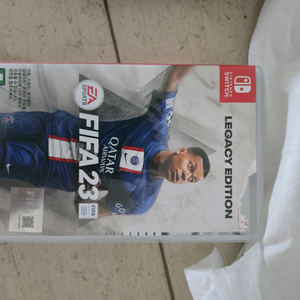 닌텐도 스위치 FIFA 23 팝니다