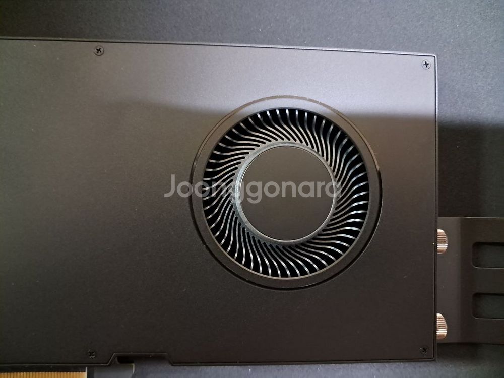QUADRO RTX A4000 Lenovo part--1