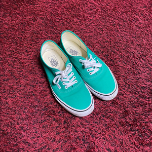 반스 VANS 어센틱 페퍼그린 스니커즈 운동화 판매