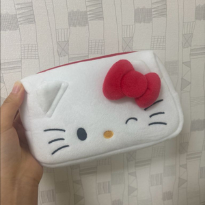 다이소 산리오 파우치