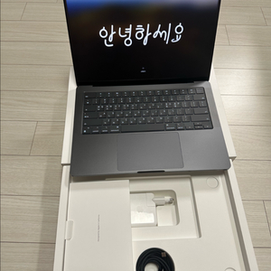 S급 ) 맥북 프로 M3 pro 14인치 18gb