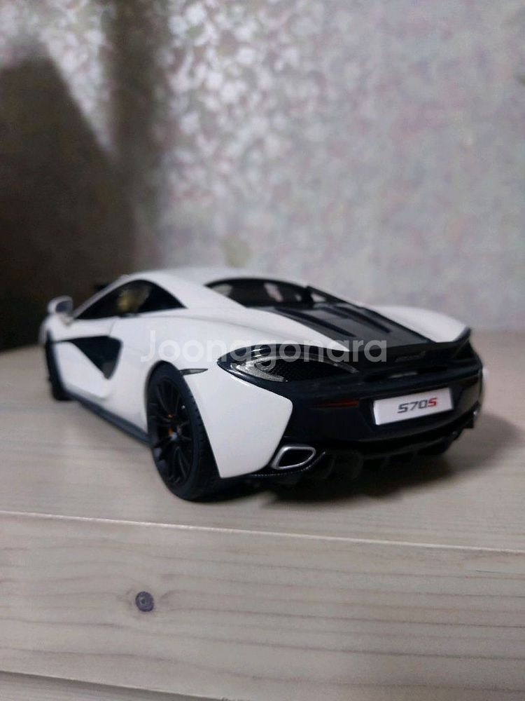 오토아트 맥라렌 570s--4