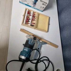 마끼다 트리머