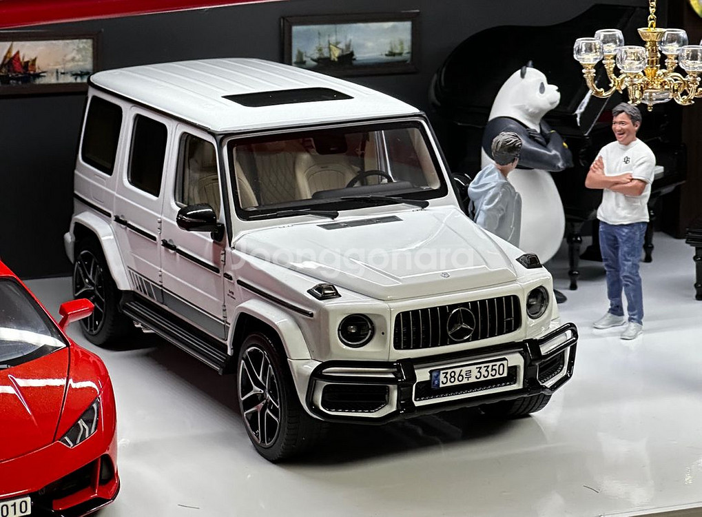 1:18 G63 AMG--1