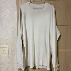 유니클로 긴팔티셔츠
