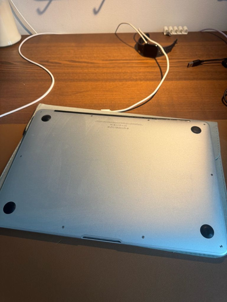 맥북에어 13-inch Early 2014 이미지