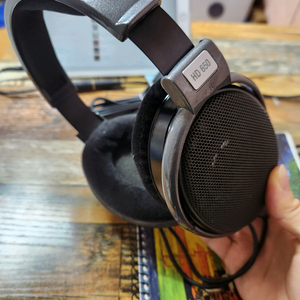 젠하이저 hd650 팝니다~