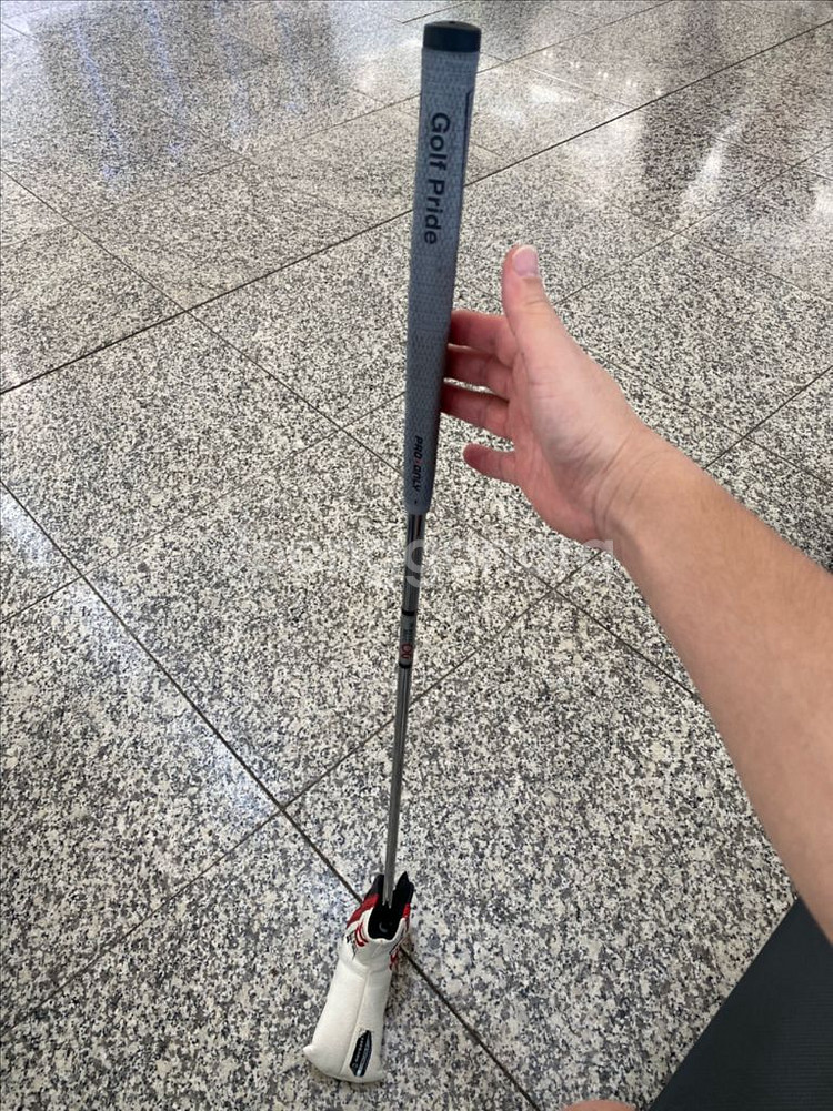 오딧세이 화이트핫 OG 1 34인치 판매합니다--4
