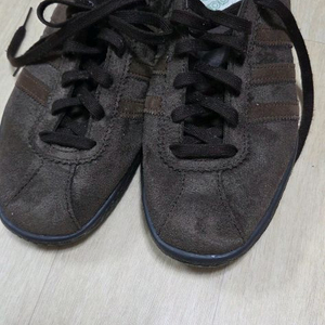 아디다스 토바코 브라운 245mm